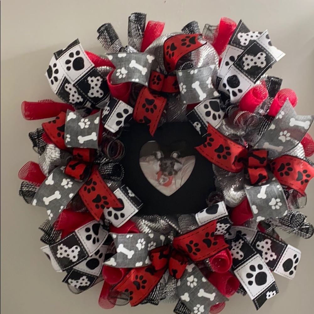 Pet wreath